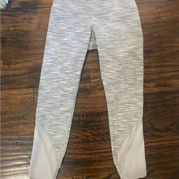 Lululemon Wunder Under Crop Scallop SE* Special Edition - Picture 7 of 11